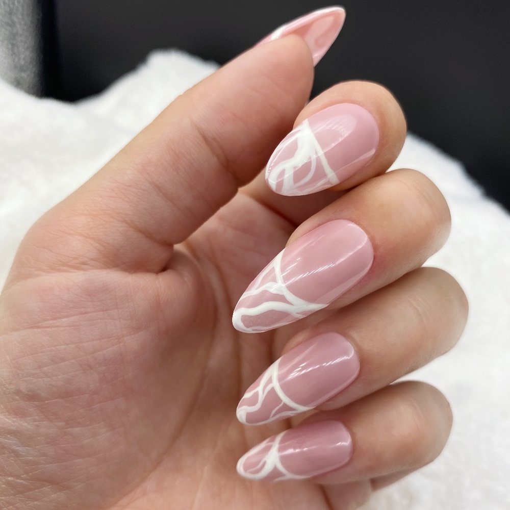 Pink White Natural Negative Space Trendy Press On Nails